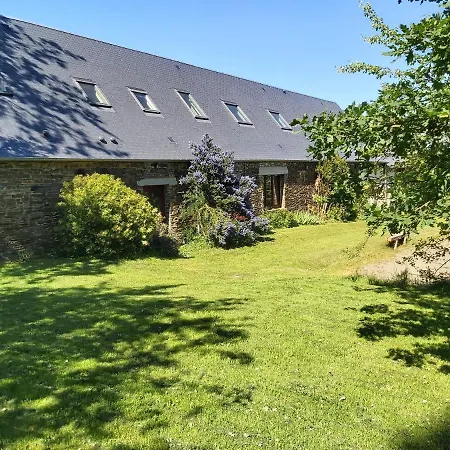 Les De La Valette Country house